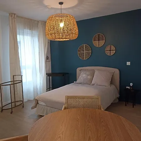 Services Cazam Apartment